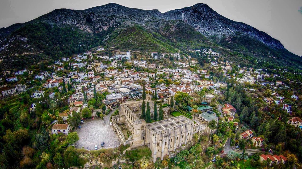Хостел Bellapais Gardens Экстерьер фото